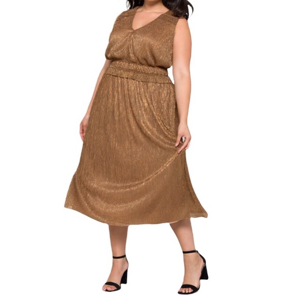 TAYLOR DRESSES Crinkle Metallic Chiffon Dress - Picture 2 of 10